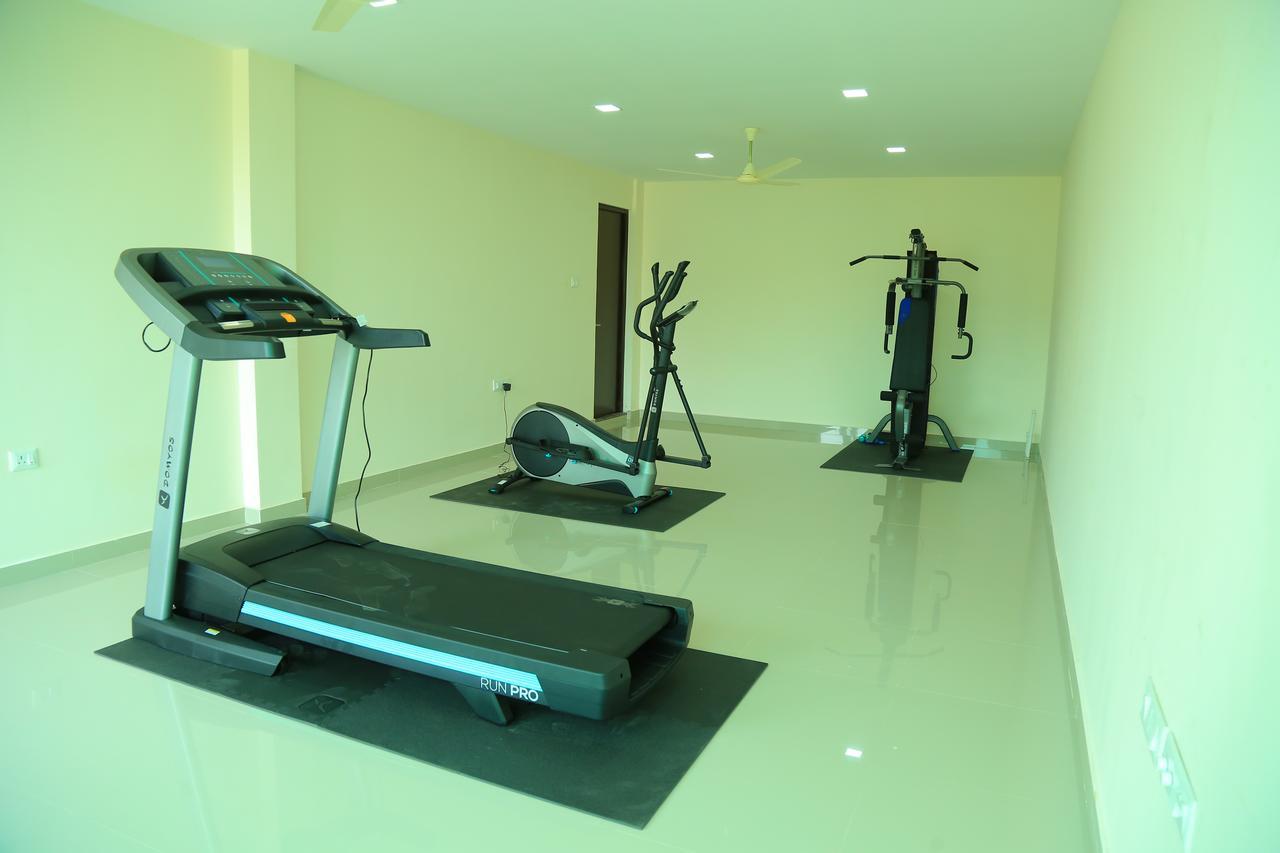 Kohinoor Hotel Alwaye ภายนอก รูปภาพ