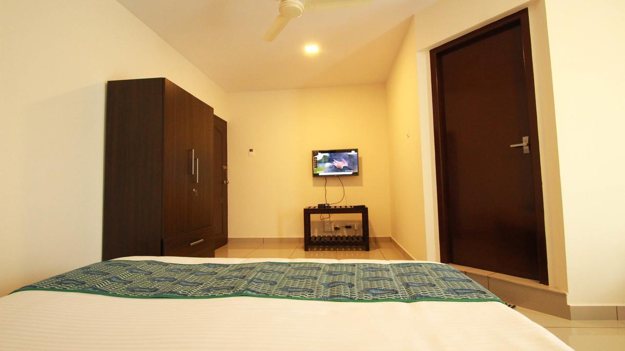 Kohinoor Hotel Alwaye ภายนอก รูปภาพ