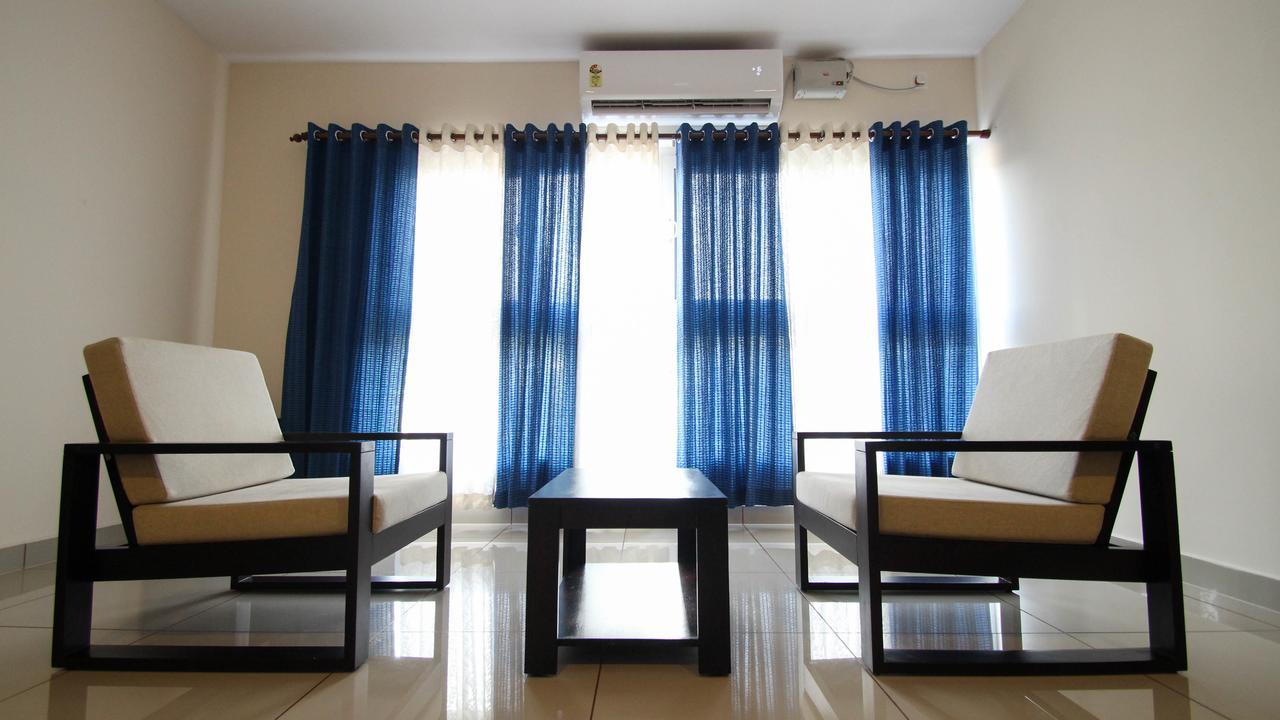 Kohinoor Hotel Alwaye ภายนอก รูปภาพ